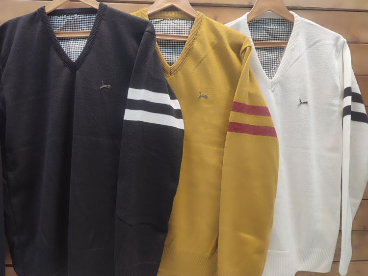 بافت یقه هفت پوما آستین خطی