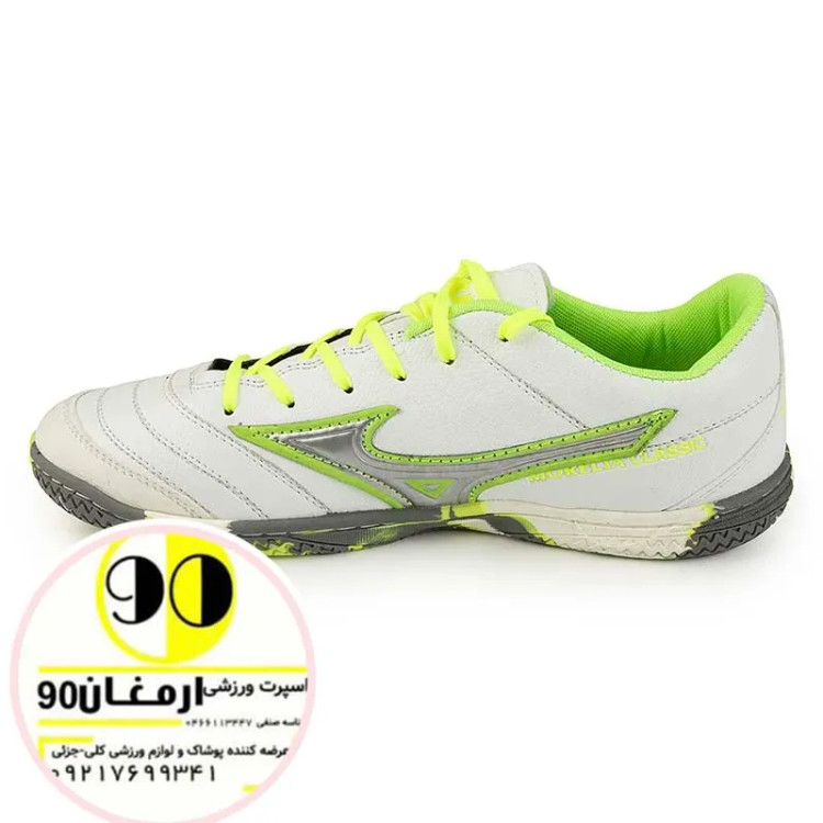 کفش فوتسال برای جوانان